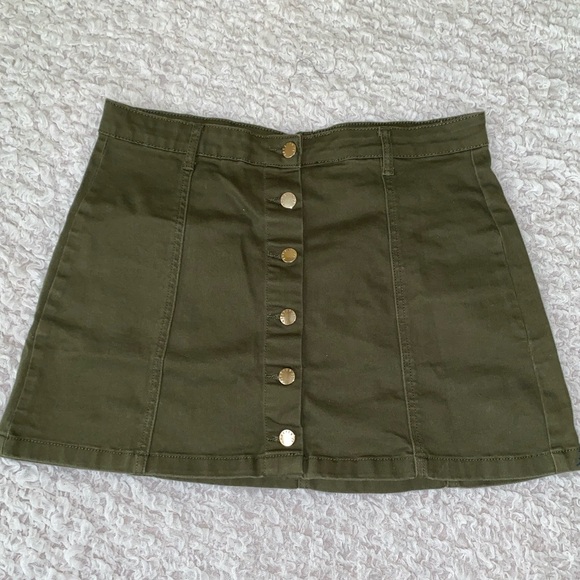 Cute Mini Skirt with Copper Colored Buttons - Picture 1 of 3